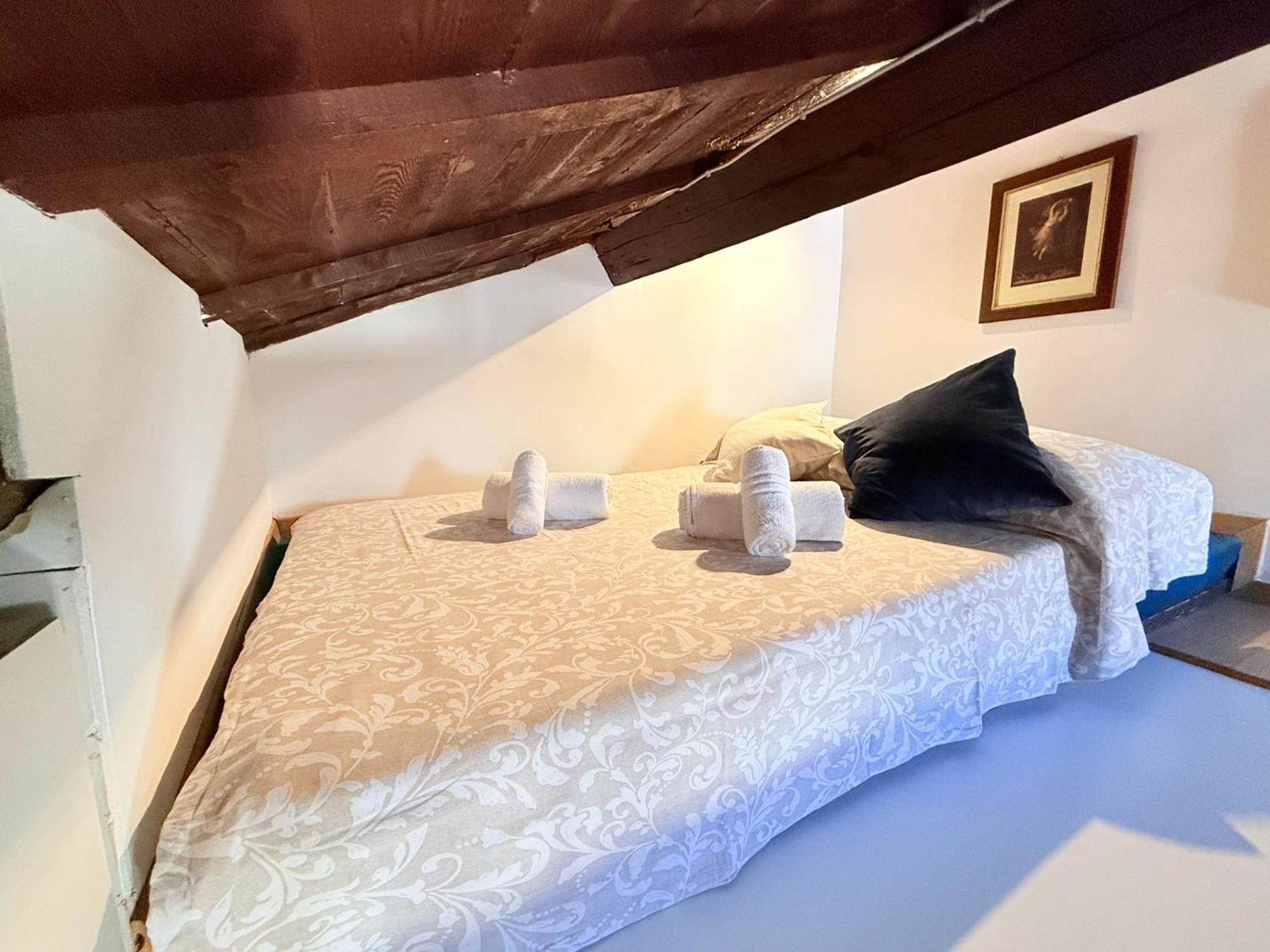 Rione VI Loft Lägenhet Rom Rum bild